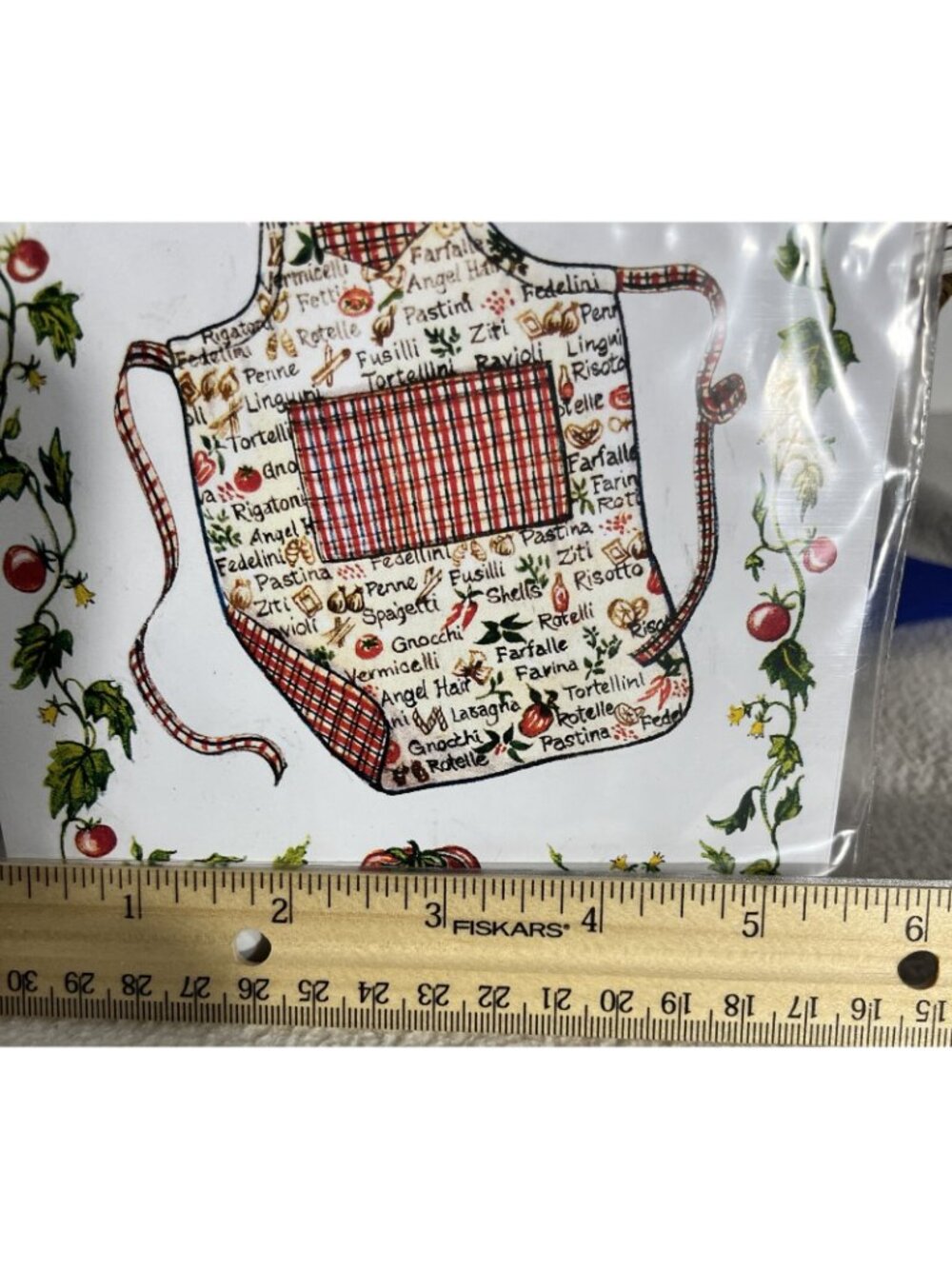 The Paisley Pincushion REVERSIBLE APRON Sewing Pattern - Picture 3 of 6